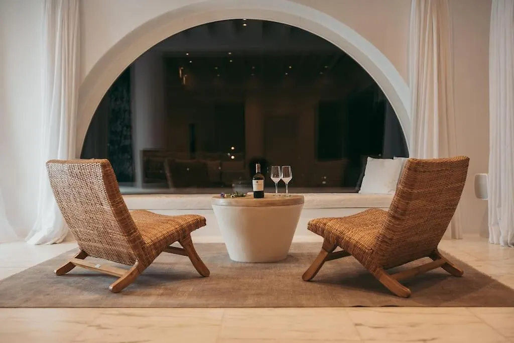 Villa Nafsithoi, Agios Lazaros Mykonos Town
